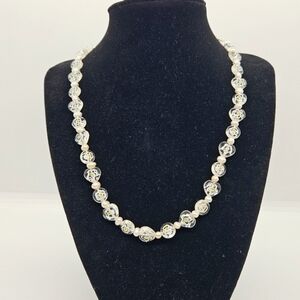 Madewell 90s style clear flower bead and pearl necklace
